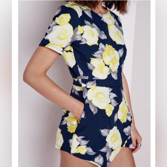 Missguided EUC romper dress skirt floral 10 navy blue yellow white - Picture 3 of 14
